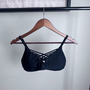Hollister Strappy Crisscross Front Bralette Bikini Top Black SZ L Swimwear